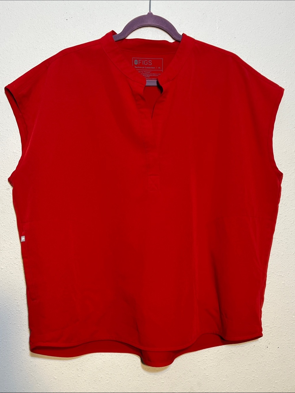 FIGS Technical Collection Red Scrubs Medical Apparel Size XL